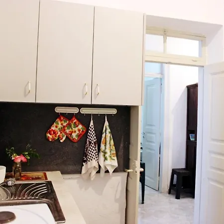 Marika's Traditional House Apartment
