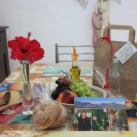 Marika's Traditional House Apartment